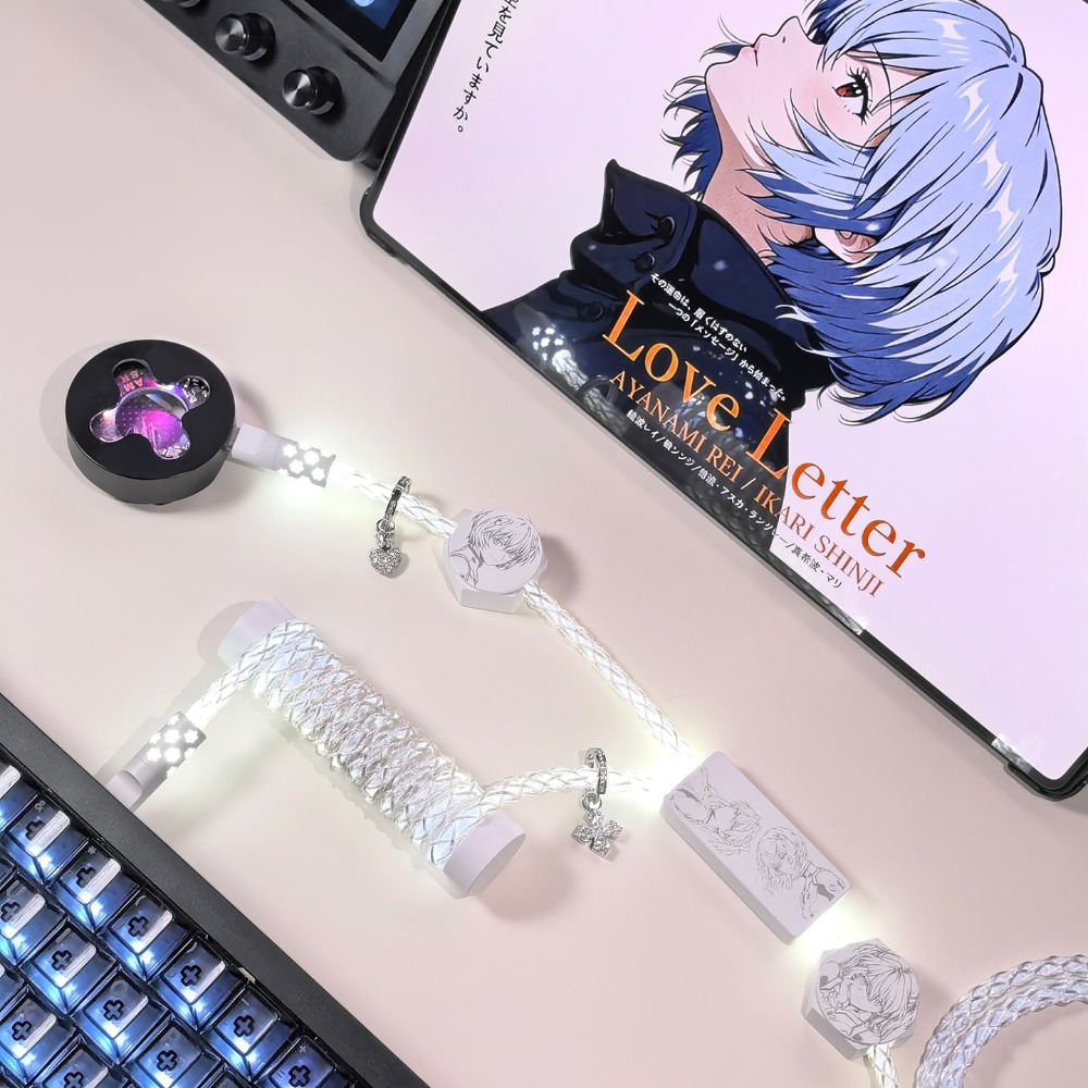 UNKNOWN ERROR D40 Cool White L - огляд і ціна Gaming Keyboard Types