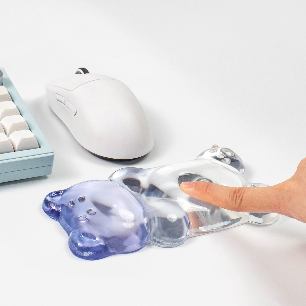 Cute Bear Shape Wrist Rest Tra - огляд і ціна Gaming Keyboard No Number Pad
